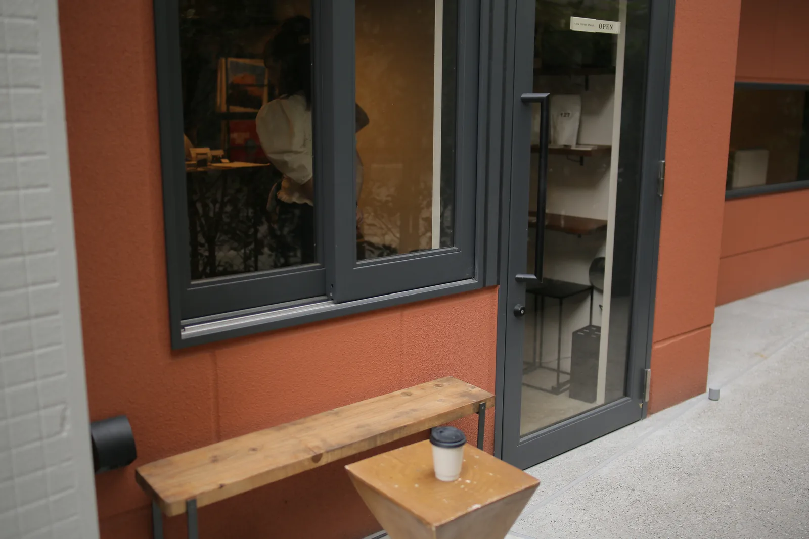 1.414 coffee stand（3枚目）