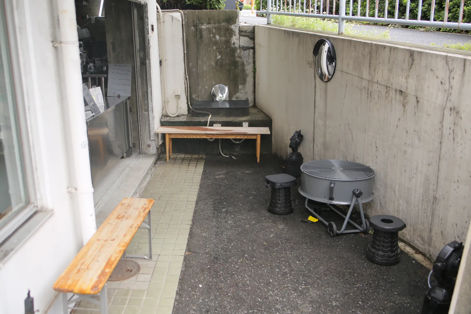 ACID COFFEE Neighbors (photo 2)