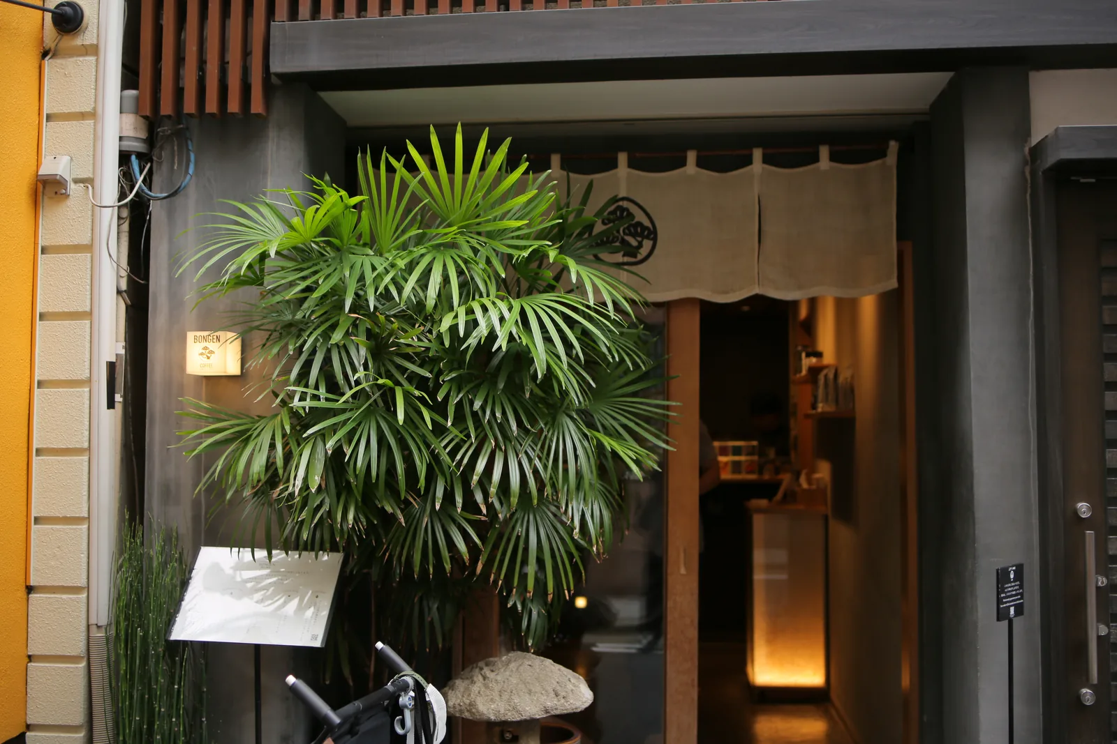 GINZA BONGEN（2枚目）