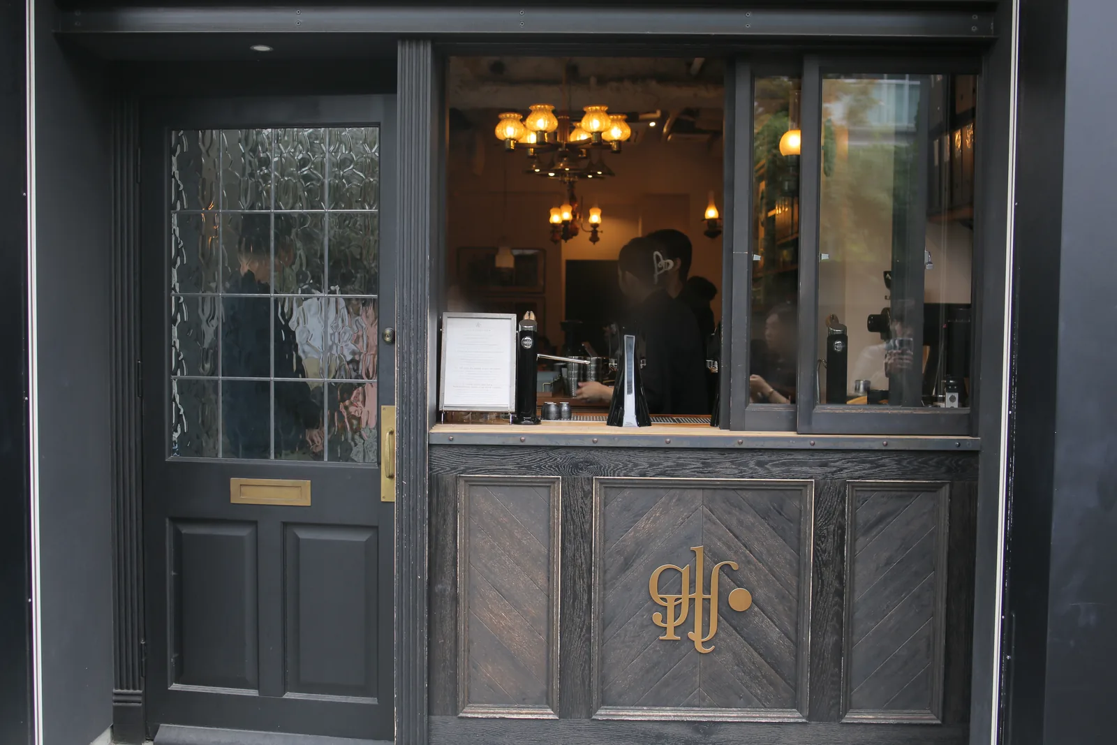 GLITCH COFFEE GINZA