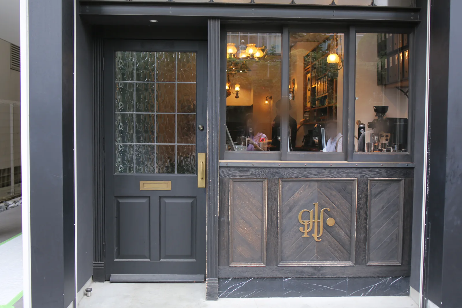 GLITCH COFFEE GINZA