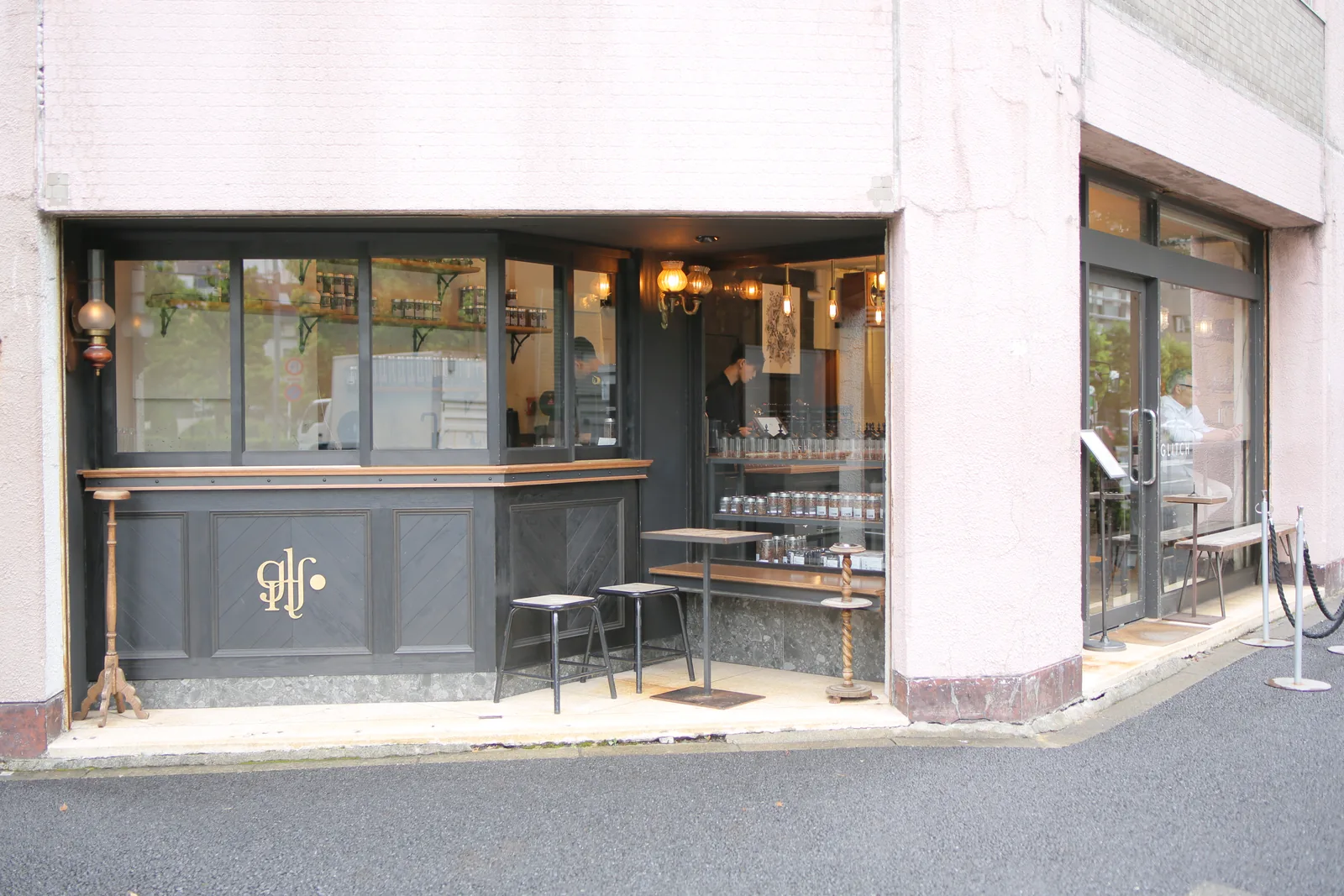 GLITCH COFFEE&ROASTERS (photo 2)