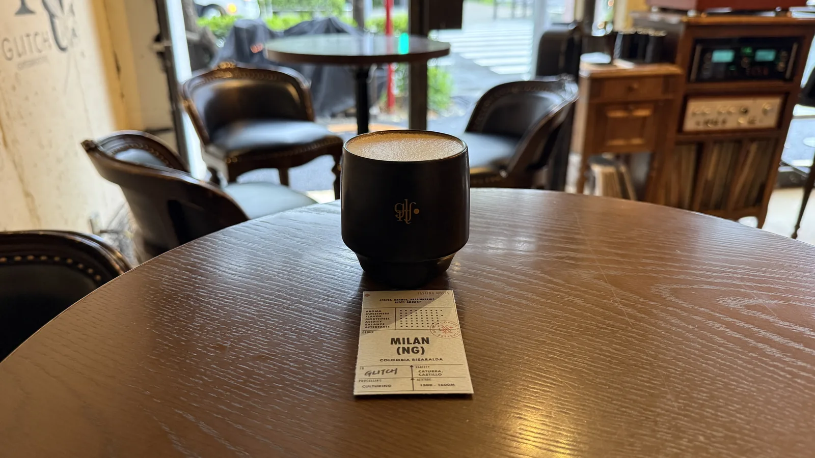 GLITCH COFFEE&ROASTERS (photo 13)