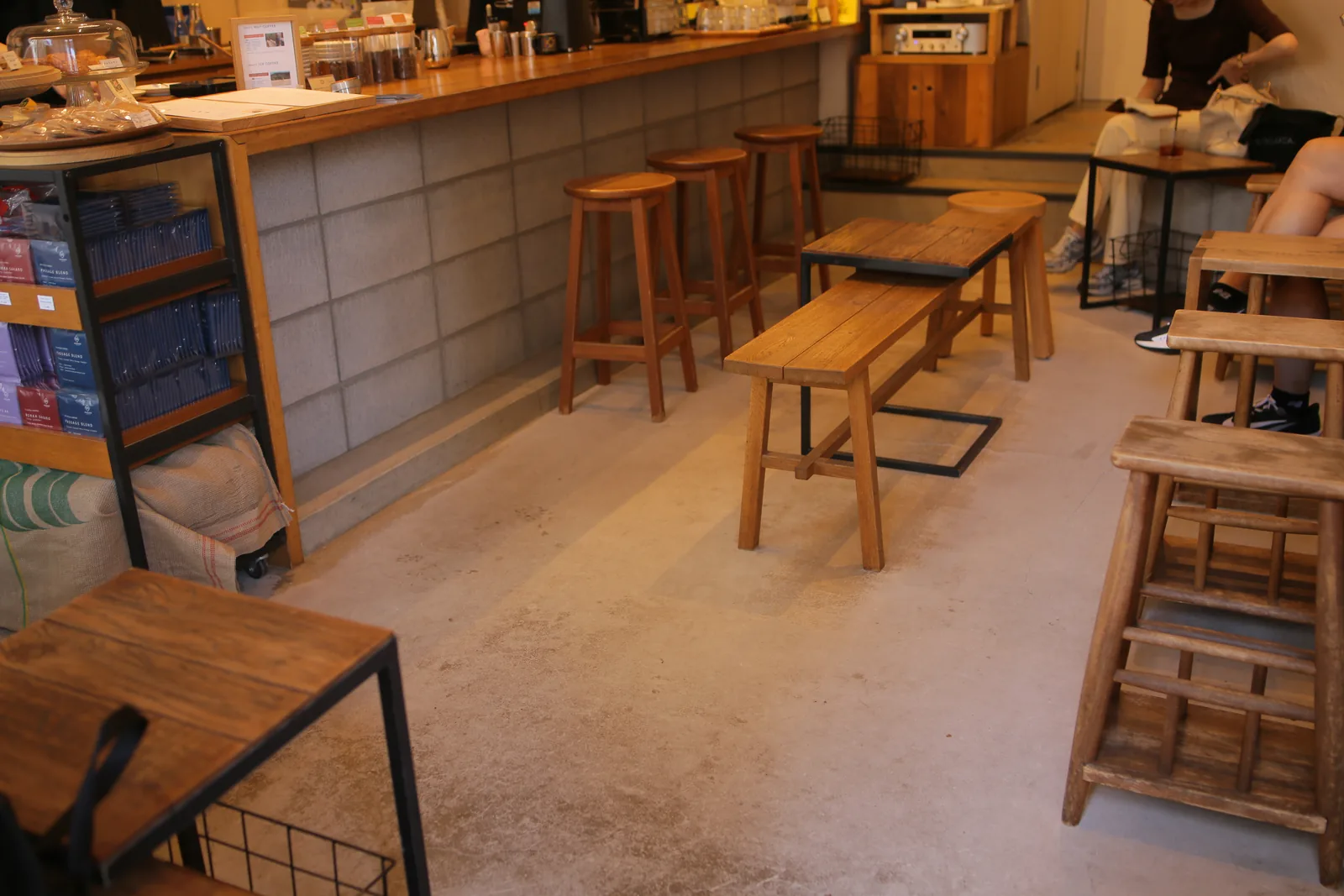 PASSAGE COFFEE (photo 3)