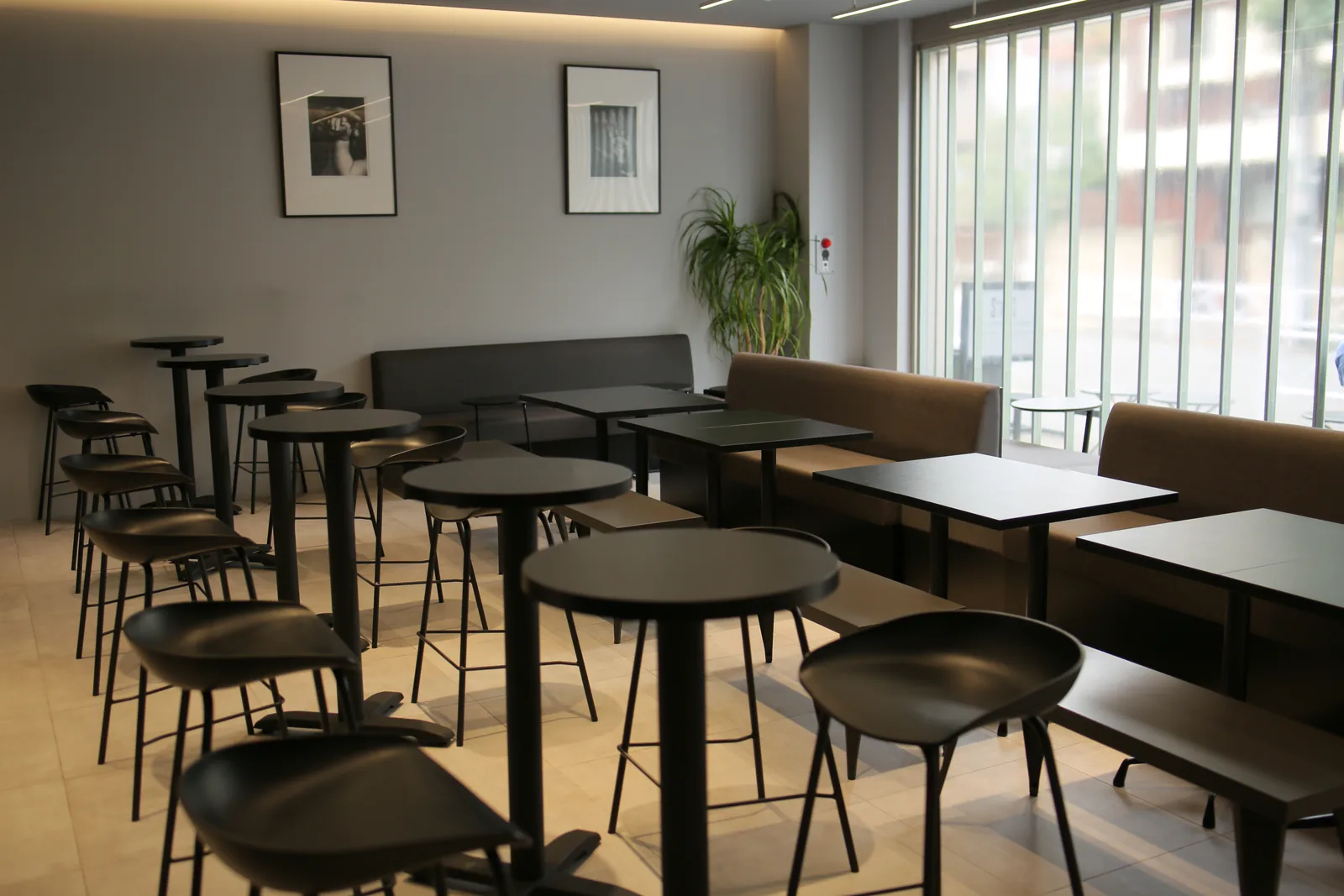 SWELL COFFEE ROASTERS（4枚目）